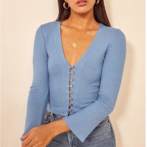 Reformation Gellar Top, Blue ribbed long sleeve V-neck button up top, size M